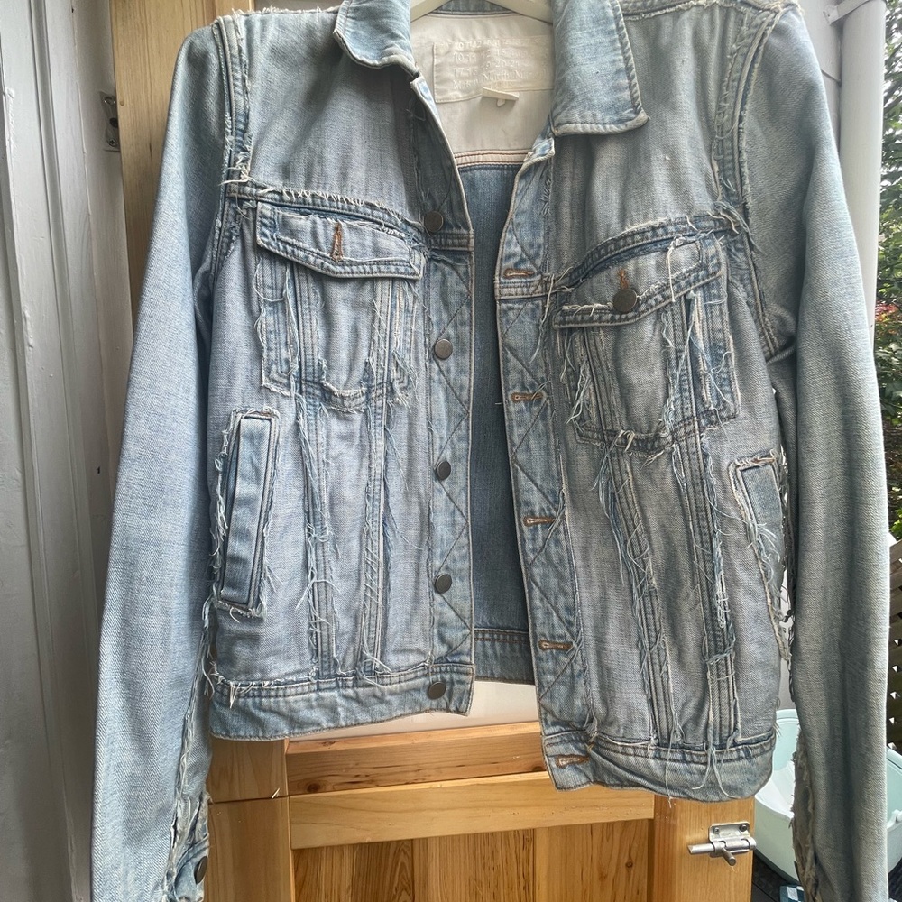 Maison Margiela X H&M Men’s Reversed Denim Jacket